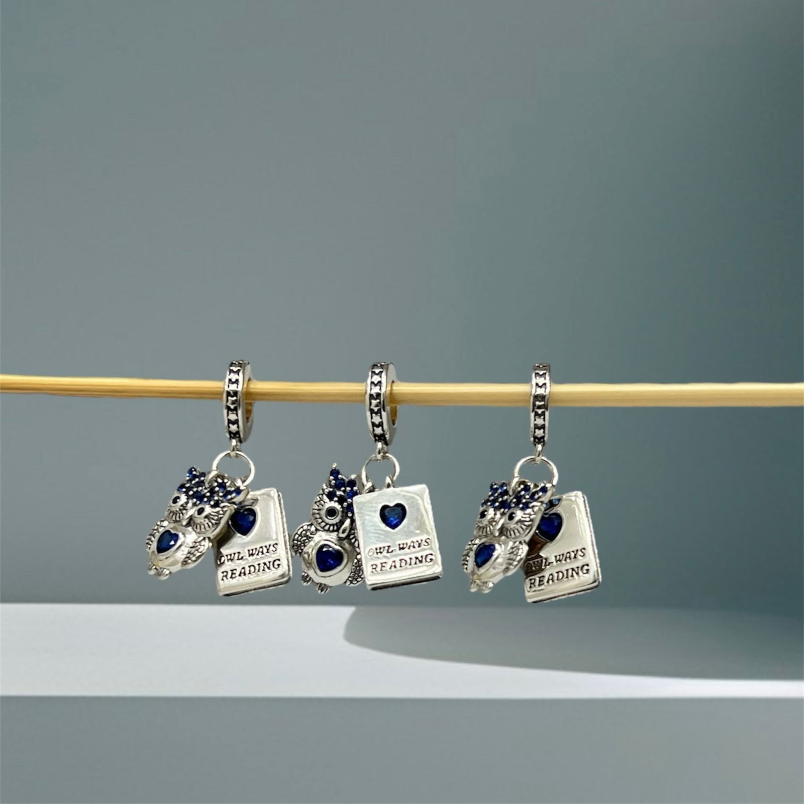 BERLOQUE CORUJA SAFIRA - PRATA 925