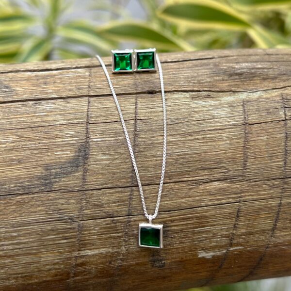 CONJUNTO QUADRADO / ESMERALDA - PRATA 925