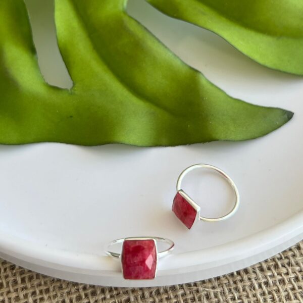 ANEL QUADRADO / PEDRAS NATURAIS - PRATA BALI 925 - Rubi, 13