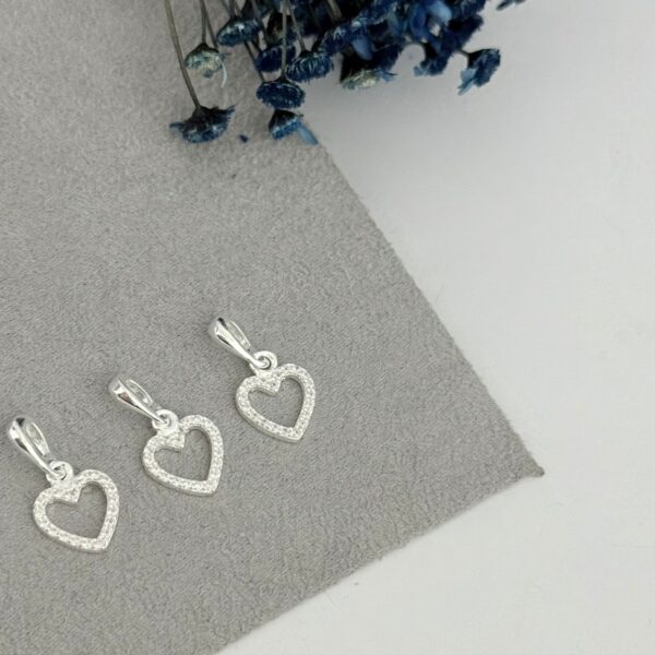 PINGENTE CORAÇÃO VAZADO - PRATA 925