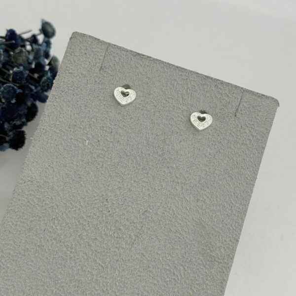 BRINCO CORAÇÃO VAZADO - PRATA 925 - M