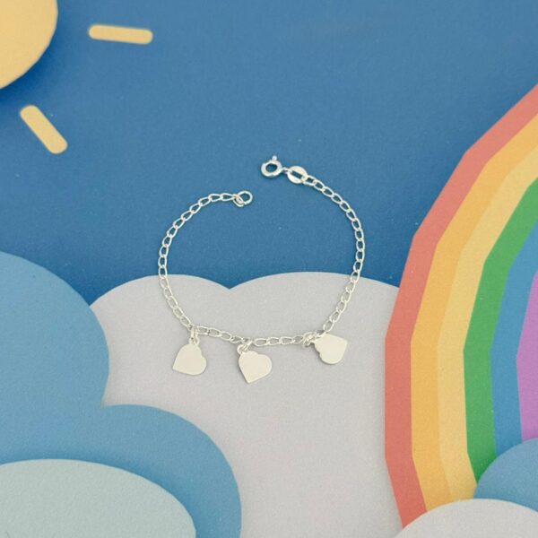 PULSEIRA INFANTIL CORAÇÕES - PRATA 925