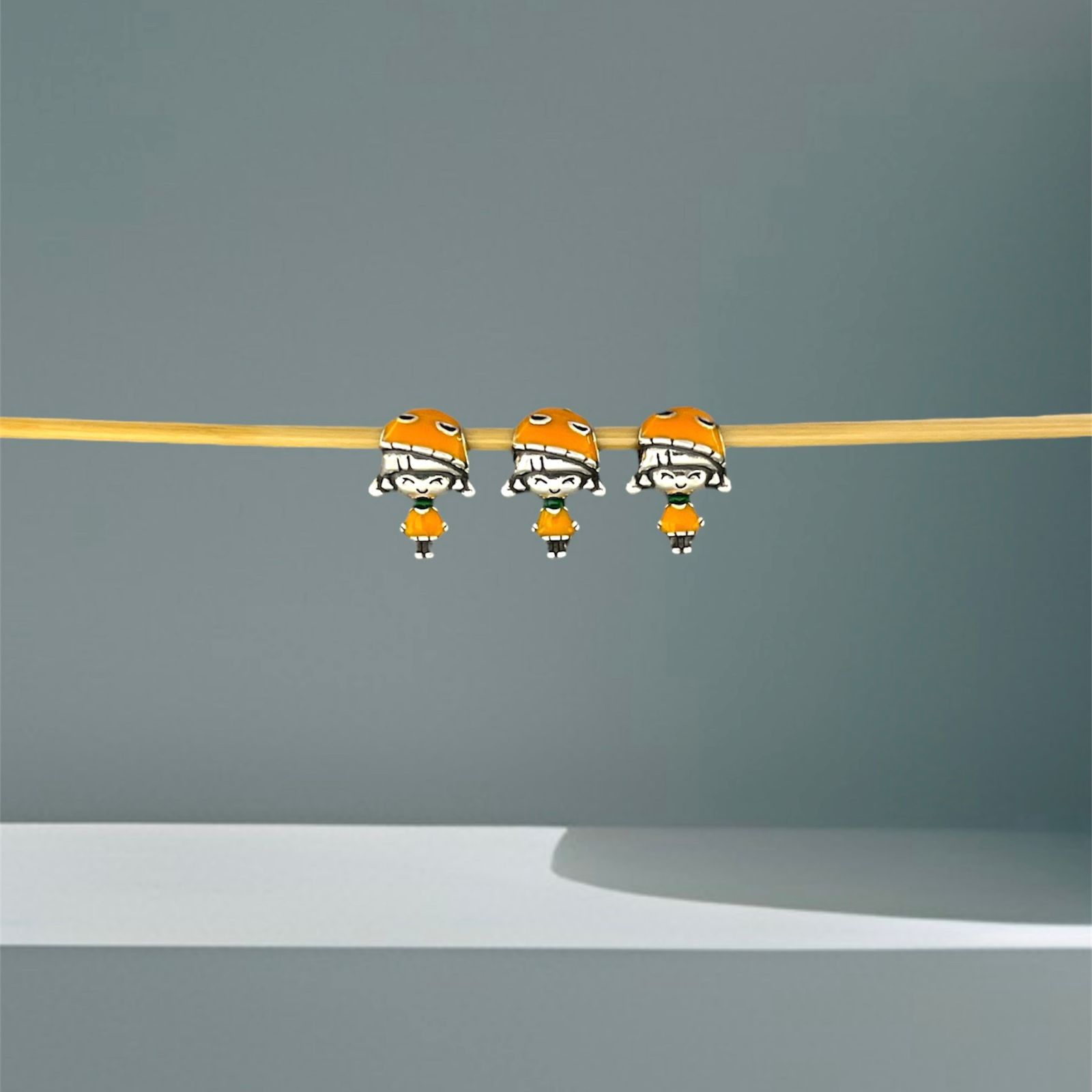 BERLOQUE MENINA VESTIDA DE ABÓBORA - PRATA 925