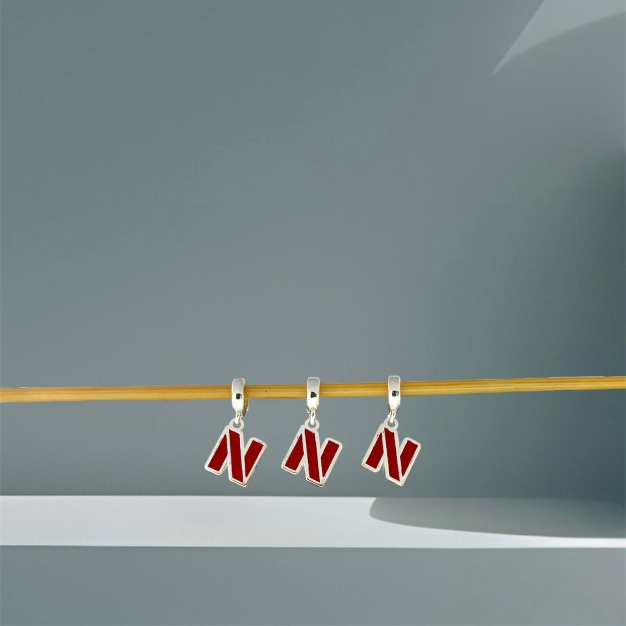 BERLOQUE NETFLIX / CORTE A LASER - PRATA 925