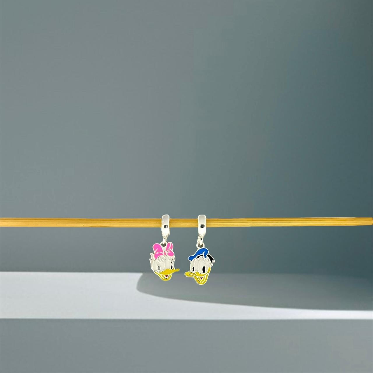 BERLOQUE PATO DONALD / MARGARIDA / CORTE A LASER - PRATA 925