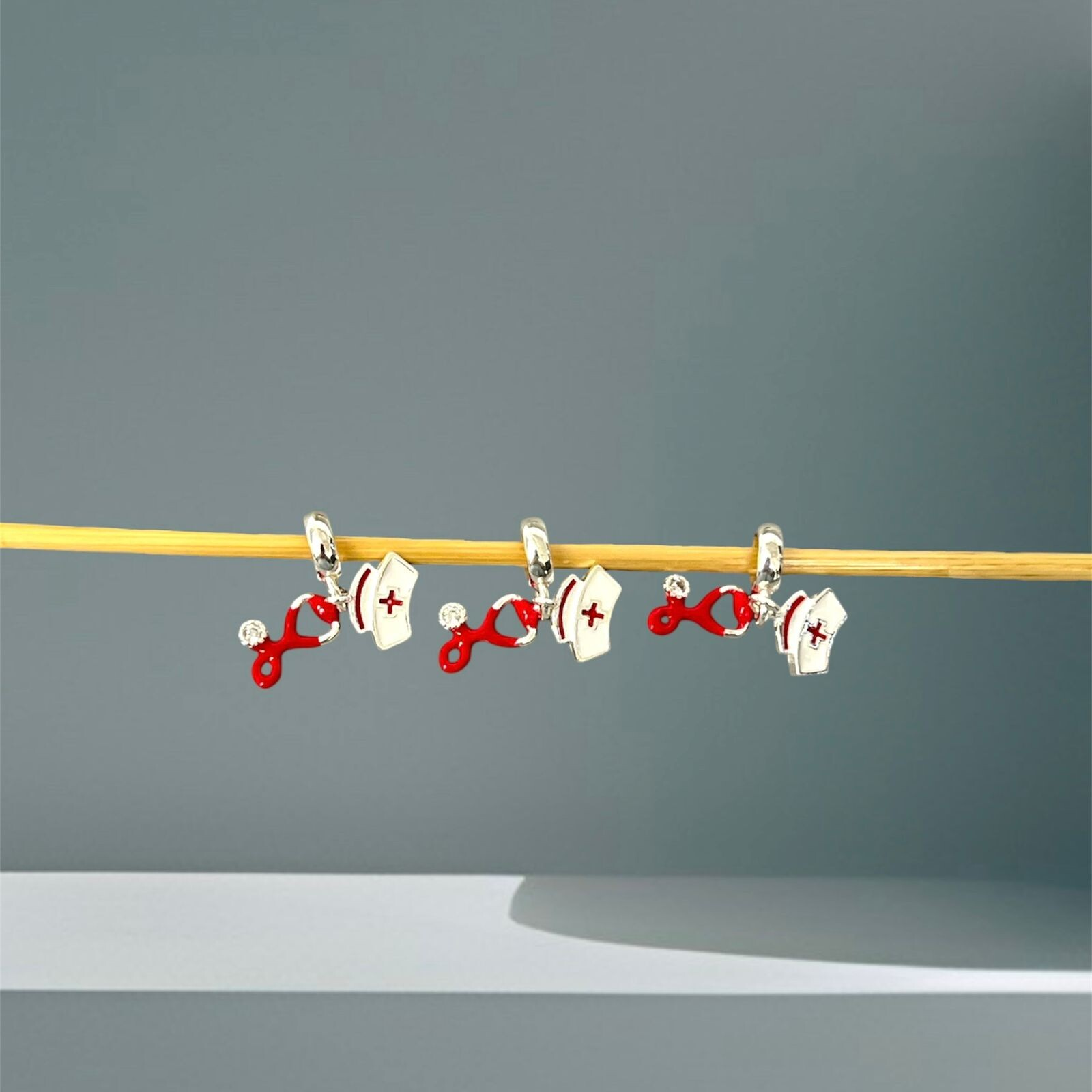 BERLOQUE ENFERMAGEM - PRATA 925