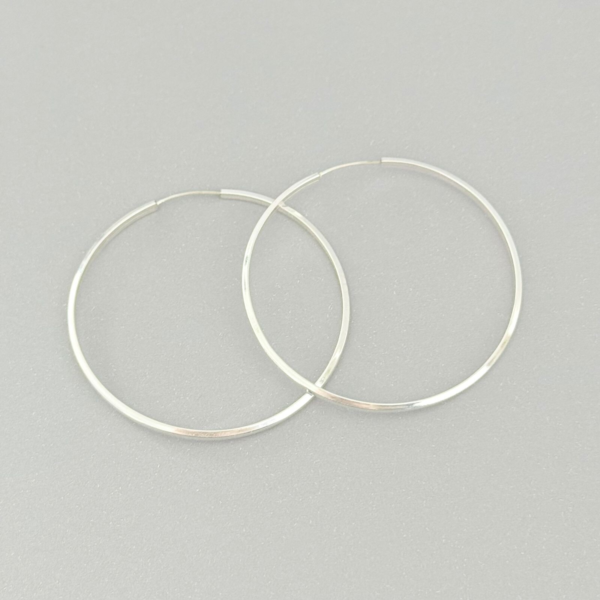 ARGOLA REDONDA / FIO MEIA CANA DIAMANTADO - PRATA 925