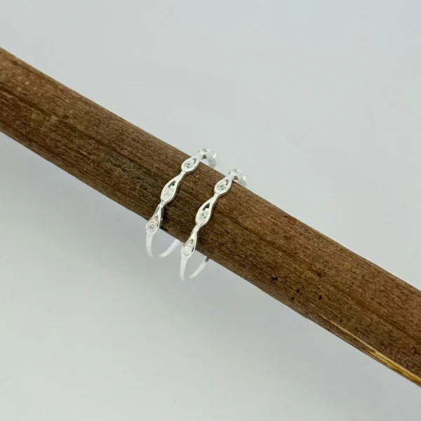 ANEL COM ZIRCÔNIAS - PRATA 925 - 19