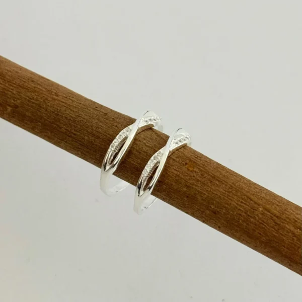 ANEL TRANÇADO COM ZIRCÔNIAS - PRATA 925 - 17