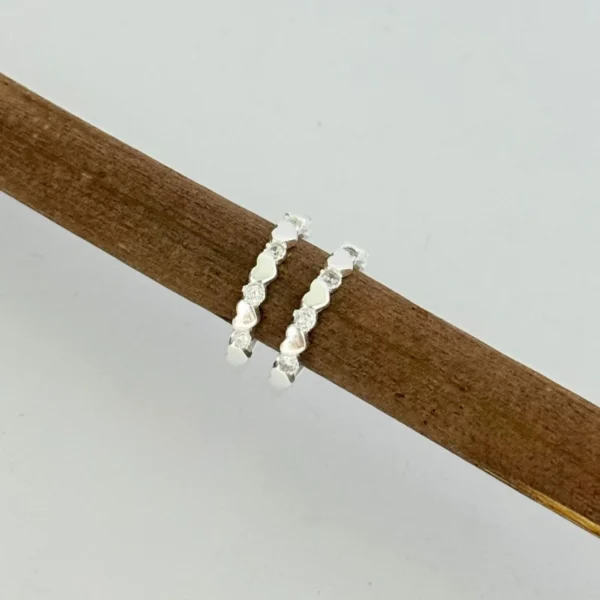 ANEL CORAÇÃO COM ZIRCÔNIAS - PRATA 925