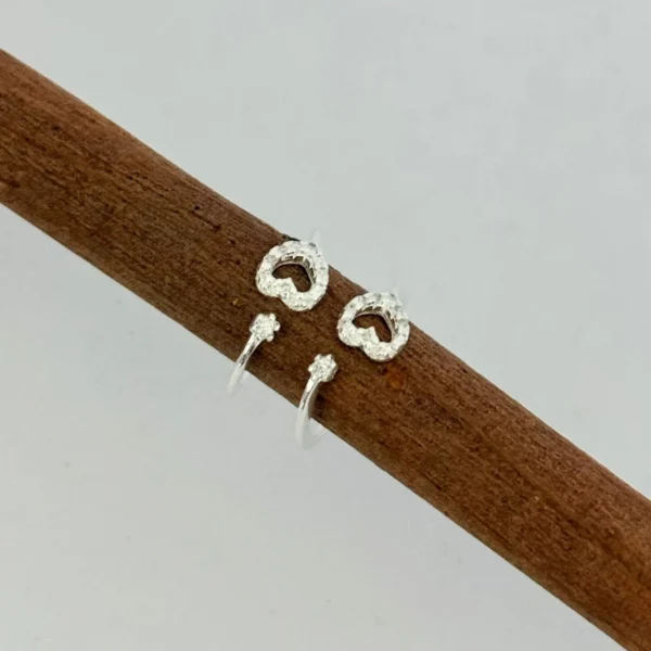 ANEL FALANGE REGULÁVEL CORAÇÃO CRAVEJADO - PRATA 925