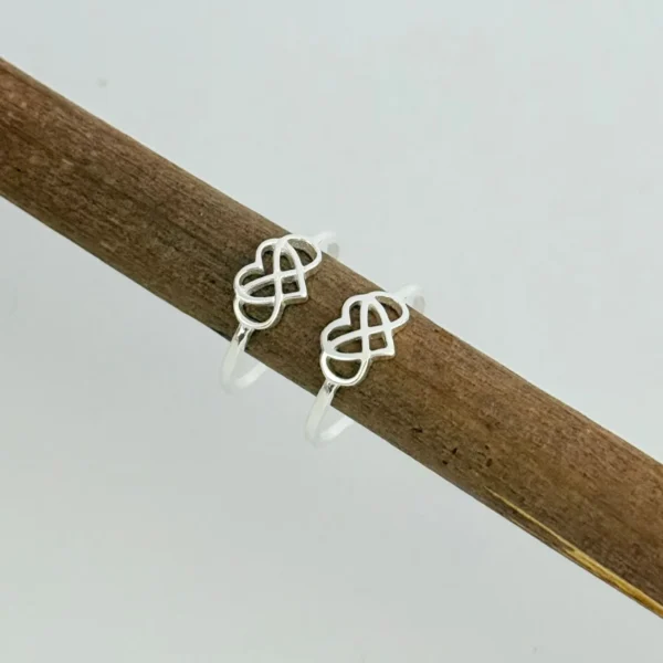 ANEL CORAÇÃO COM INFINITO - PRATA 925