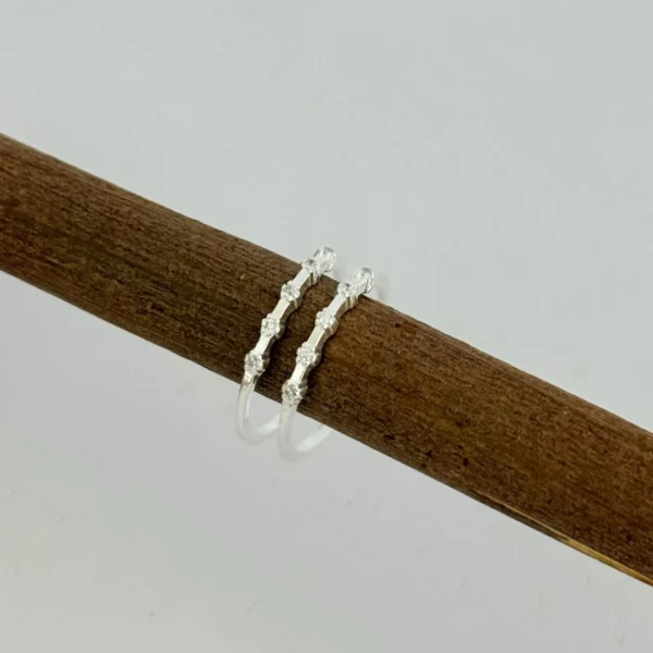 ANEL APARADOR ZIRCÔNIAS - PRATA 925